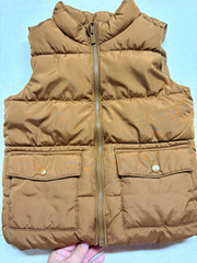 541- Old Navy 5T Brown Puffer Vest Water Resistant Full Zip Pockets Fall/Winter