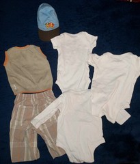 Bundle of ñDisney Winnie the Pooh Outfit Set 6 pc 0-3M Bodysuit Vest Shorts Hat
