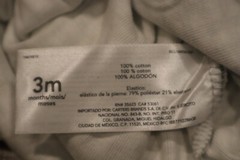 Carter’s baby girl sunsuit 3 months gray white checkered Thailand 100% cotton