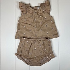 Carters Just One You Baby Girls Tan Floral Top and Bloomers Set 18M JOY114099