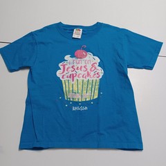Fruit Of The Loom Girls S Blue Crew T-Shirt Sleeve I Run On Jesus & Cupcakes