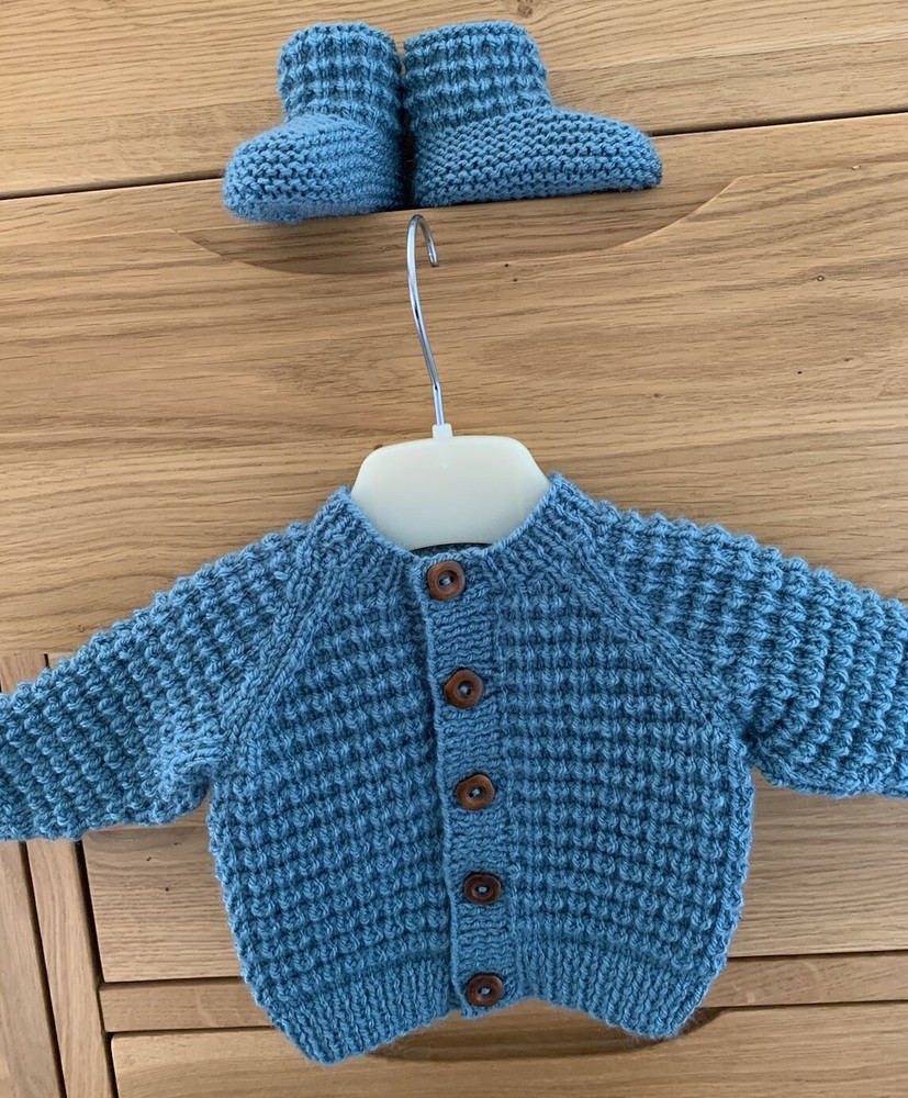 Newborn To 3 Months Hand Made Baby Cardigan And Bootees machine Wash new