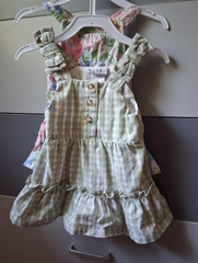 Nicole Miller New York Girls Green/White Gingham Overall Dress 3-6M Pockets