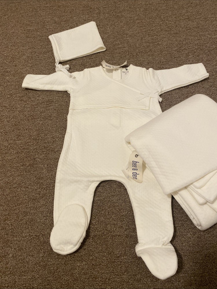 Bee And Dee Baby White Quilted Footie Set With Blanket