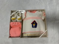 VINTAGE NEWBORN GIFT SET BABY GIRL KNIT SWEATER OUTFIT SLIPPERS SHOES W/ CHICKS