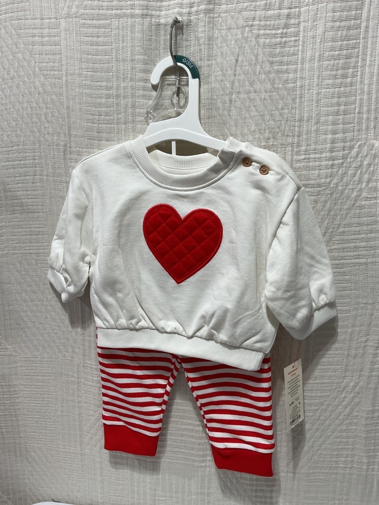 Off white heart sweatshirt with red stripe pant
