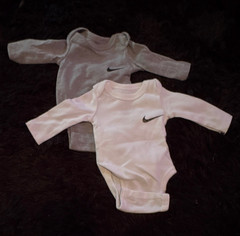 Nike Newborn 2-Pack Long Sleeve Cotton Jersey Logo White/Gray