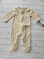 Girl’s 0-3 Months Charlotte And Star Soft Sleep And Play In Yellow-NWT