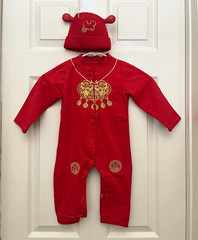 Red/Gold Chinese Traditional Cotton Rompers and Hats for 12-18M (2 Sets)