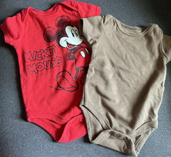 Disney Baby Baby Seeds Bodysuits 3-6M 2pc Red Brown Mickey Mouse Snap