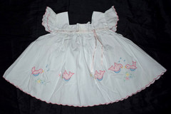 Vintage UNBRANDED Dress Appliques 65% Polyester 35% Cotton sz 24M