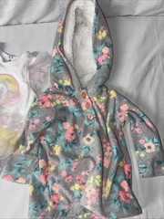 3 Pack – 1-Piece Baby Suits, Hooded Sweater 6 – 9 Months – PRE-OWNED NEW