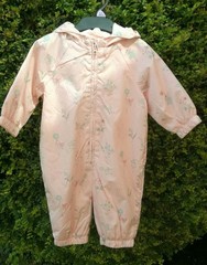 BNWT FRED & FLO PINK PATTERNED PUDDLE SUIT AGE 3 – 6 MONTHS
