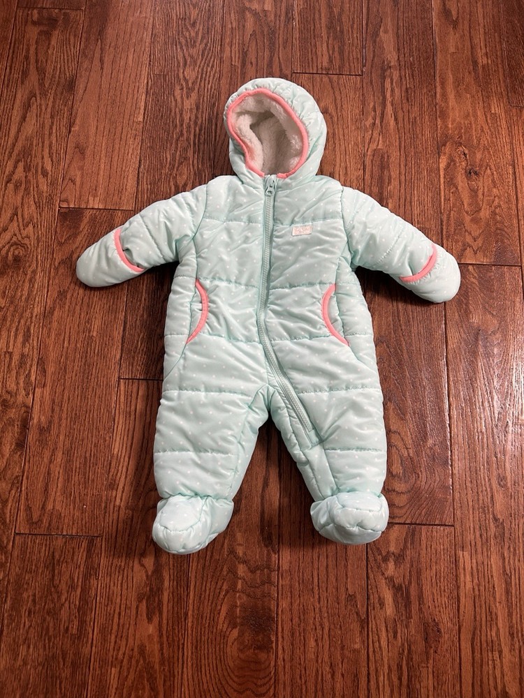 OshKosh B’gosh Baby Outfit – Size 3-6 Months – Adorable & Comfy Everyday Wear