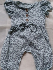 Jessica Simpson Cotton Knit Leopard Print Short Sleeve Snap Romper 0-3M Blue