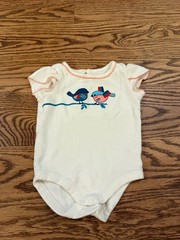 gymboree white with blue birds bodysuit size3-6 months