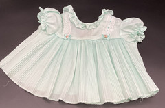 Vintage Sears 28 1/2″ to 32″ M Perma Prest Light Green Baby Dress(12-18M)