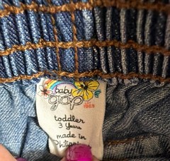 Baby Gap Girls Vintage Floral Embroidered Denim Cargo Shorts 3T