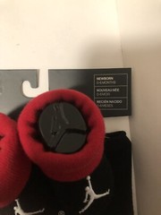 New Nike Air Jordan Bib and Booties Set for Infants Black Red 0-6M socks bib