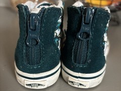 VANS Off The Wall Toddler Size 7 High Top with Zipper Back