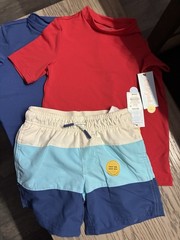 Cat & Jack Boys 3-Piece Swim Set XS (4/5) Colorblock Rash Guard & Trunks