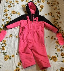 Thinsulate Hot Pink and Black Snow Set In Size 3T for (Toddler Size)