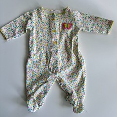 Carter’s Girls‘ Flower/Butterfly Footed Outfit (3 Months)