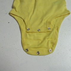 Lamaze Organic Baby Size 18M Short Sleeve Bodysuits Yellow/Blue/Gray (3 Pack)