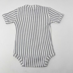 New Kate Quinn 3-6m Set of 2 Short Sleeve Henley Bodysuits Stripe & Rainbow