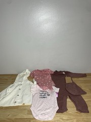 Lot Of 4 Baby Girl Clothes 6-9 months Mixed Brands Hooded Sweater & Bodysuit NWT