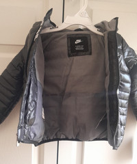 Nike Toddler Puffer Jacket Size 2T Black Full Zip Hooded Coat NWT