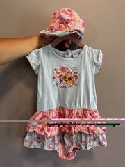Disney Baby 18M Winnie the Pooh Piglet Floral Dress One-Piece Set w/ Hat