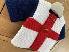 World Cup baby hand knit 0-3 months england Football cardi unisex machine wash