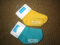 The children’s place Baby Girls Lot of 2 pairs of socks size 6-12 Months NWT