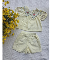 Adorable Yellow Floral Embroidered Woven Cotton 2-Piece Shorts Set ✨️ 6-12M.