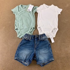 Baby Size 6 Months H&M Side Snap Bodysuits Old Navy Jean Shorts 3 Pieces NWT