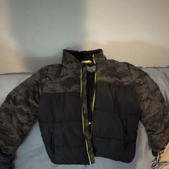 Michael Kors Boys 4T Hooded Puffer Jacket Camo Black/Gray/Yellow Zip