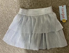 Girl’s Cat &Jack Silver Sparkle Lined Two Tier W/Elastic Waistband Skirt Size-2T