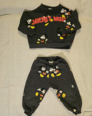 Disney Mickey Mouse Baby/Toddler 2 Pc Fleece Sweatshirt & Pants Set 2-3Y