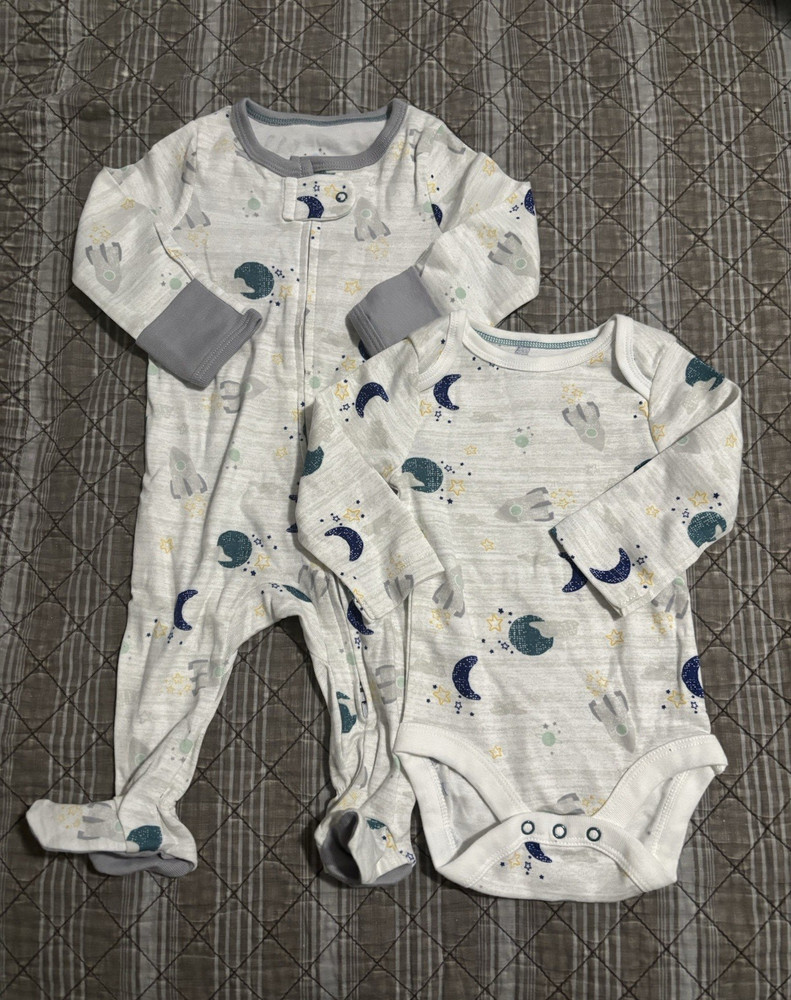 Cloud Island Baby Footed Zip Sleeper 0-3M Long Sleeve Space Moon Rockets