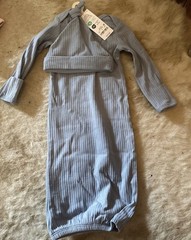 Carter’s “Just One You” 2-Piece Baby Boy Size Newborn Gown Blue/Gray NWT