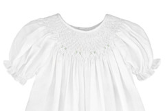 NWT Petit Ami White Bishop Smocked Baby Girls Dress Daygown Bonnet 6 Months 6M