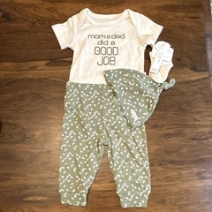 Tahari Baby 3-6M 4pc Bodysuit Set White/Green Geometric Pants Hat Socks