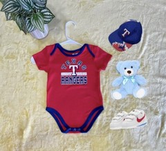 Infant TEXAS RANGERS Bodysuit Size 24M 24 Baby Toddler Red Love Football New