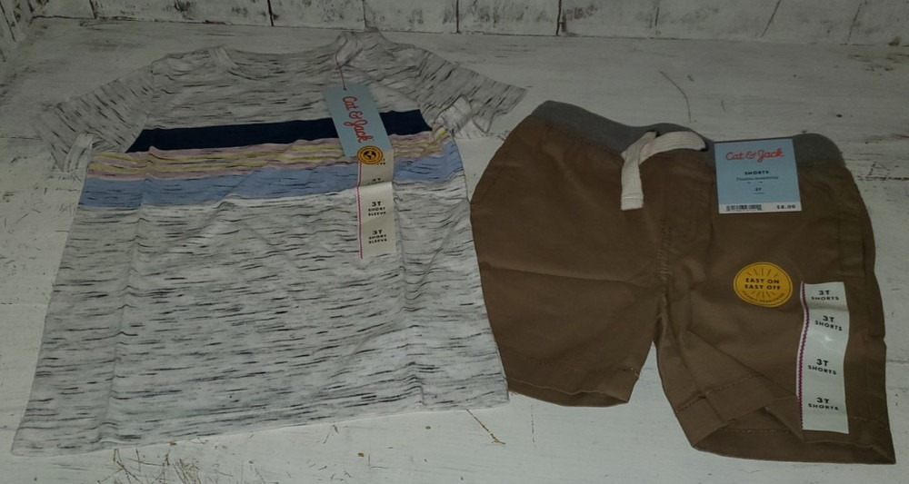 Cat & Jack Gray Blue Pink Stripe T-Shirt Khaki Shorts Size 3T NWT *S25