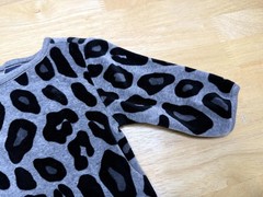Baby Gap Romper Girls 3-6 Months Gray Leopard Print Velour Snap One Piece