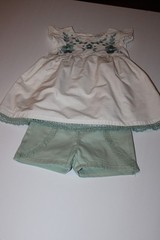 Toddler girl’s Limited Too green shorts & Rachel Zoe lined casual top size 3t