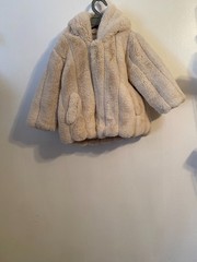 PRIMARK Baby Girl’s Heavy Faux Fur Jacket With Hood Size:18-24 Months