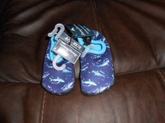 Tommy Bahama Machine Wash Toddler Water Shoes Size 7/8 Blue Sharks Boy NWT