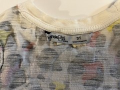 Pre-owned girl’s casual top by Kensie Girl Sport size 3T